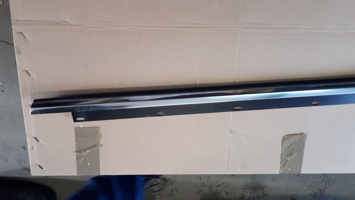 фото №8, Audi a8 d3 планка накладка 4e0853763d левый зад