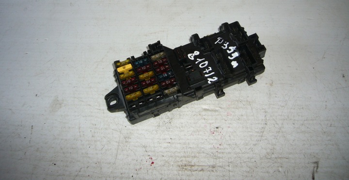 фото №1, 8107/2 коробка запобіжників mitsubishi colt iv