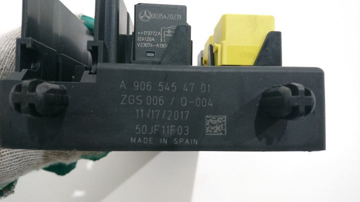 фото №3, Sprinter 906 коробка предохранителей a9065454701