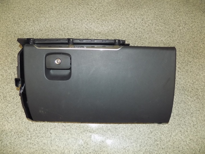 фото №1, Jaguar 17r f-pace бардачок панели консоли пассажира