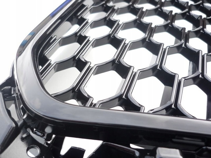 фото №4, Решётка радиатора audi a3 12-16 rs3- optik чёрный bez pdc