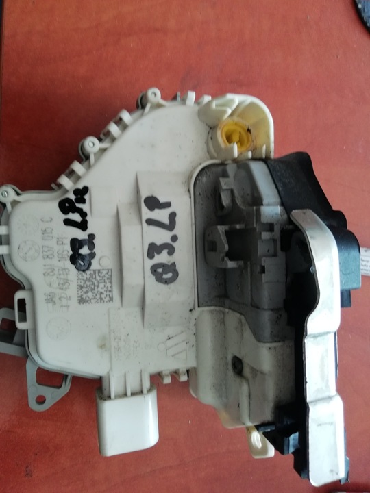 фото №1, Audi q3 замок двері l перед 8j1837015c переднє