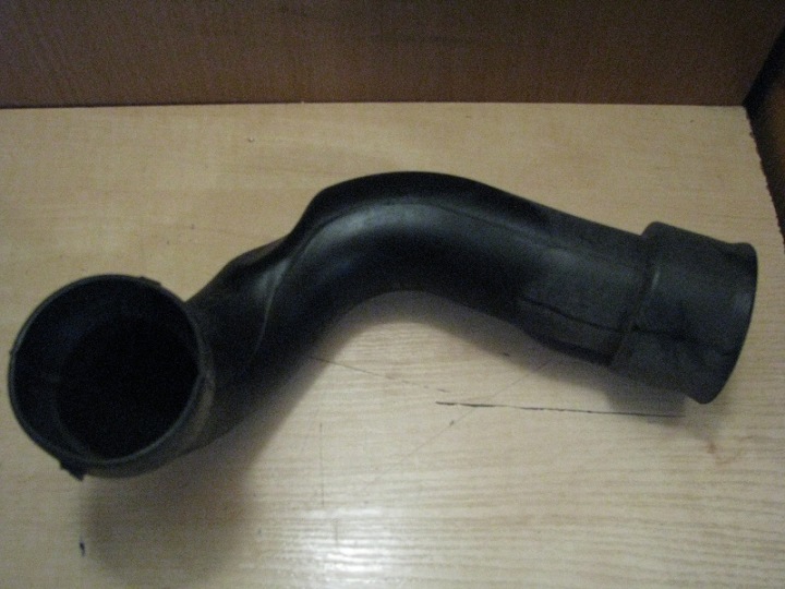 pipe air hose HYUNDAi i30 07-12r petrol