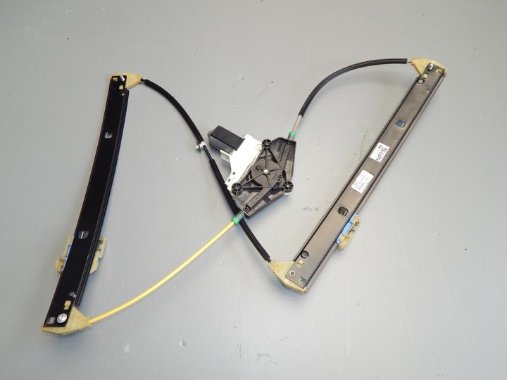 AUDI A4 B8 Gestänge Fenster rechts vorne 8K0837462A