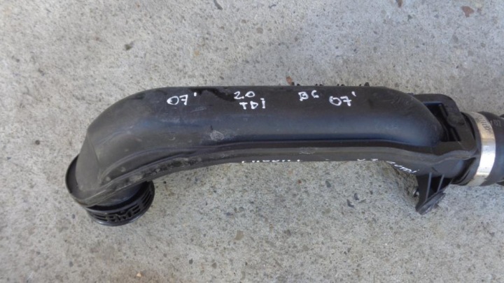 rohr Schlauch Rohr 2.0TDI VW AUDI SEAT SKODA 1K0145762AL