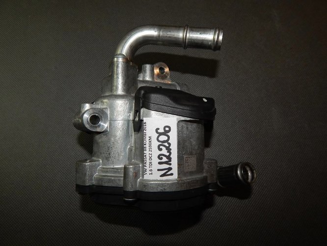 VW PASSAT B8 1.6 TDI throttle flap 04L128059R