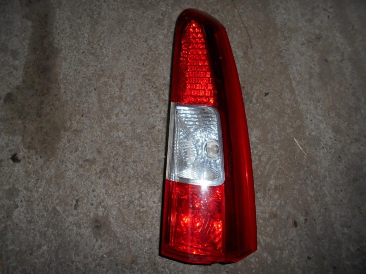 VOLVO V70 Licht oben rechts