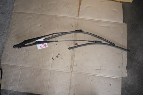 arm arm of a wiper Audi A5 A-5 S5 S-5 8T0