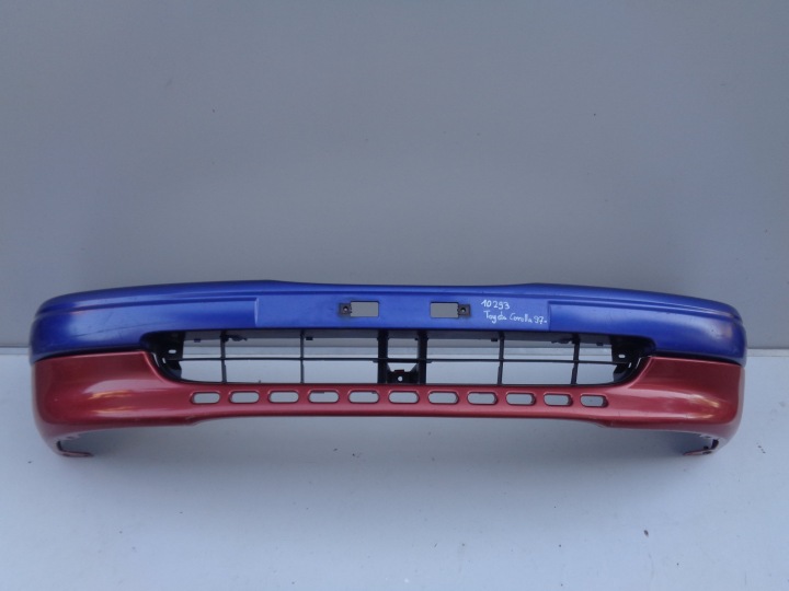 Frontstoßstange TOYOTA COROLLA 97- NR 10293