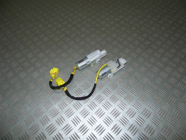 фото №1, Porsche cayenne регулятор моторчик регулировки поперечина