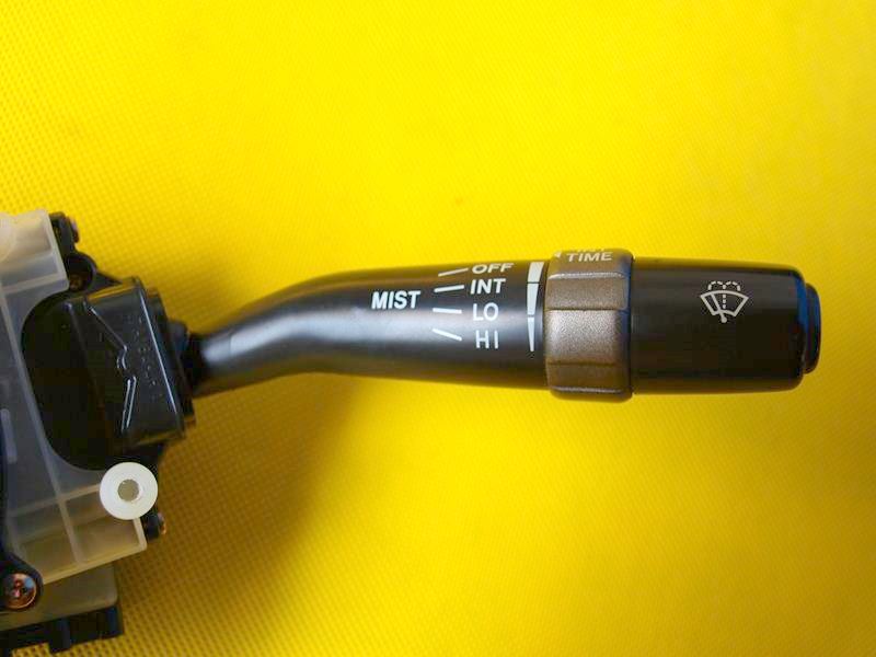 фото №2, Lexus is is200 переключатель рычаг света