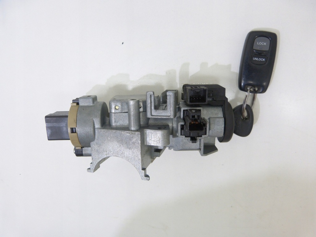 фото №11, Блок управления l813 e6t5247 7h- 3 mazda 6 1,8b