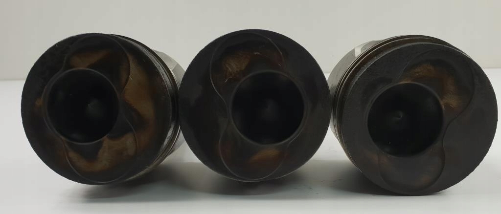 фото №5, Поршень + шатун audi a2 1.4 tdi bhc