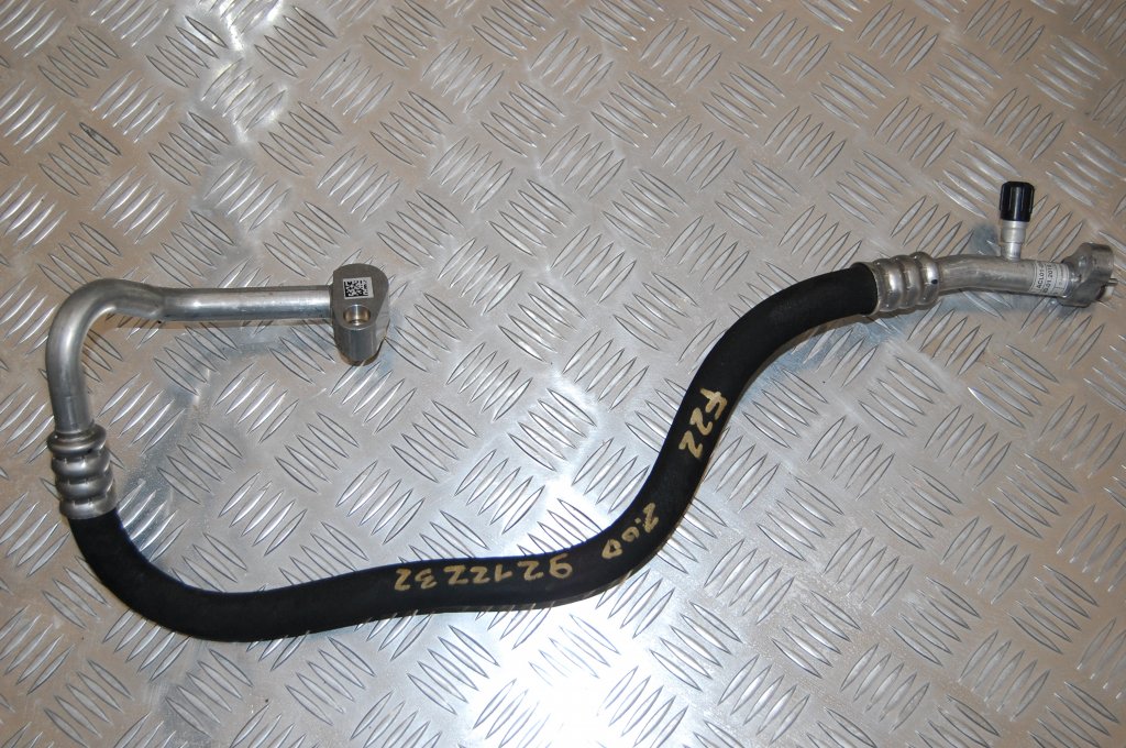 фото №1, Шланг кондиціонера bmw 2 f22 2,0 d 9212232