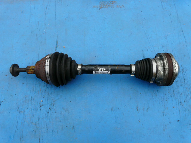 фото №1, Привідний вал перед ліва audi tt 2.0 tfsi 8j0407761a