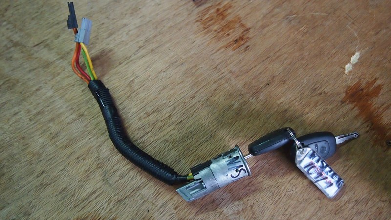 фото №7, Блок управления бортовой компьютер master movano 2.5 0281011940