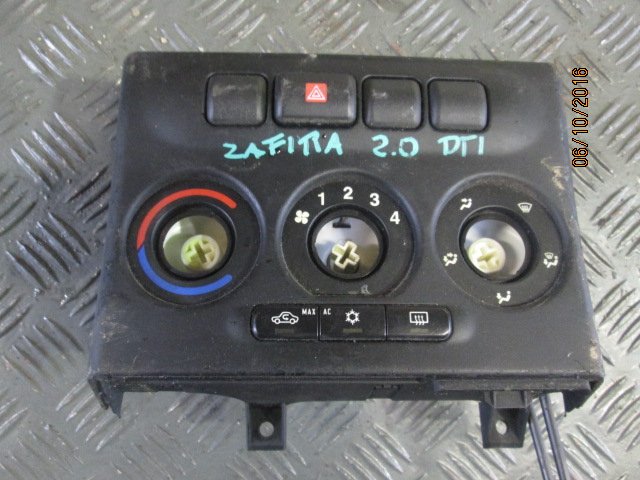 фото №1, Opel zafira 2.0 dti панель обдув с кондиционер