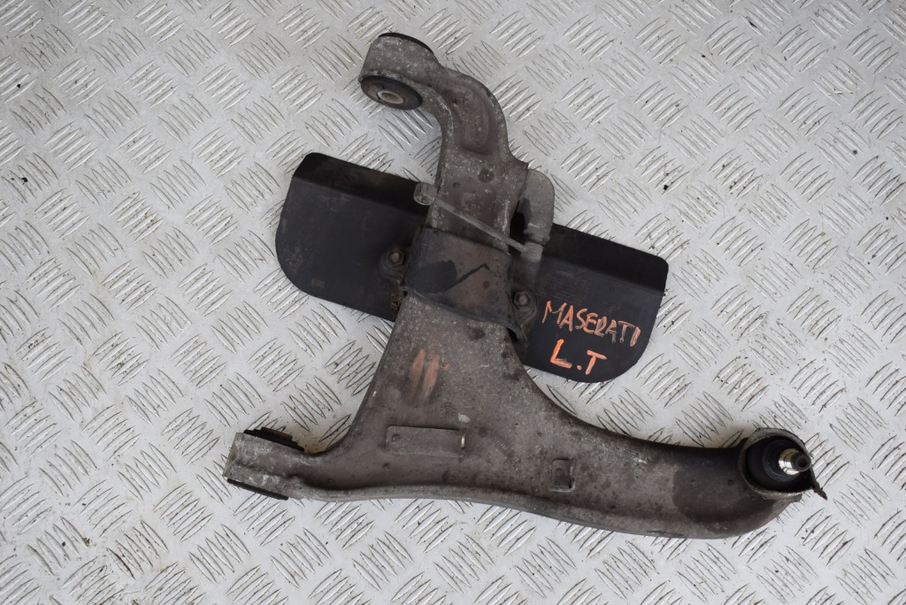 фото №1, Рычаг левый задняя задний maserati quattroporte