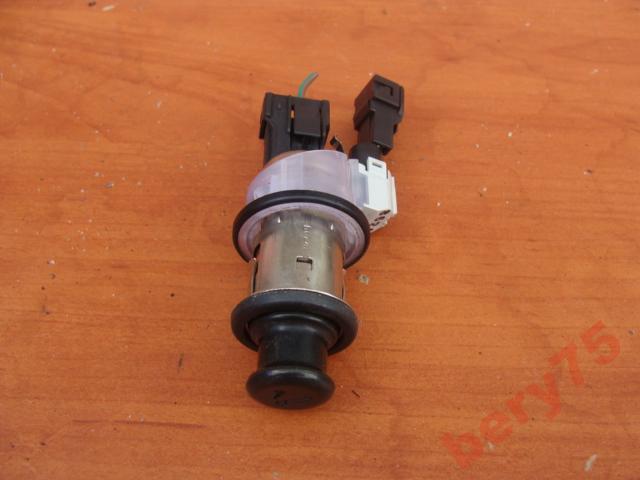 фото №1, Nissan patrol gr 61 99r прикуриватель