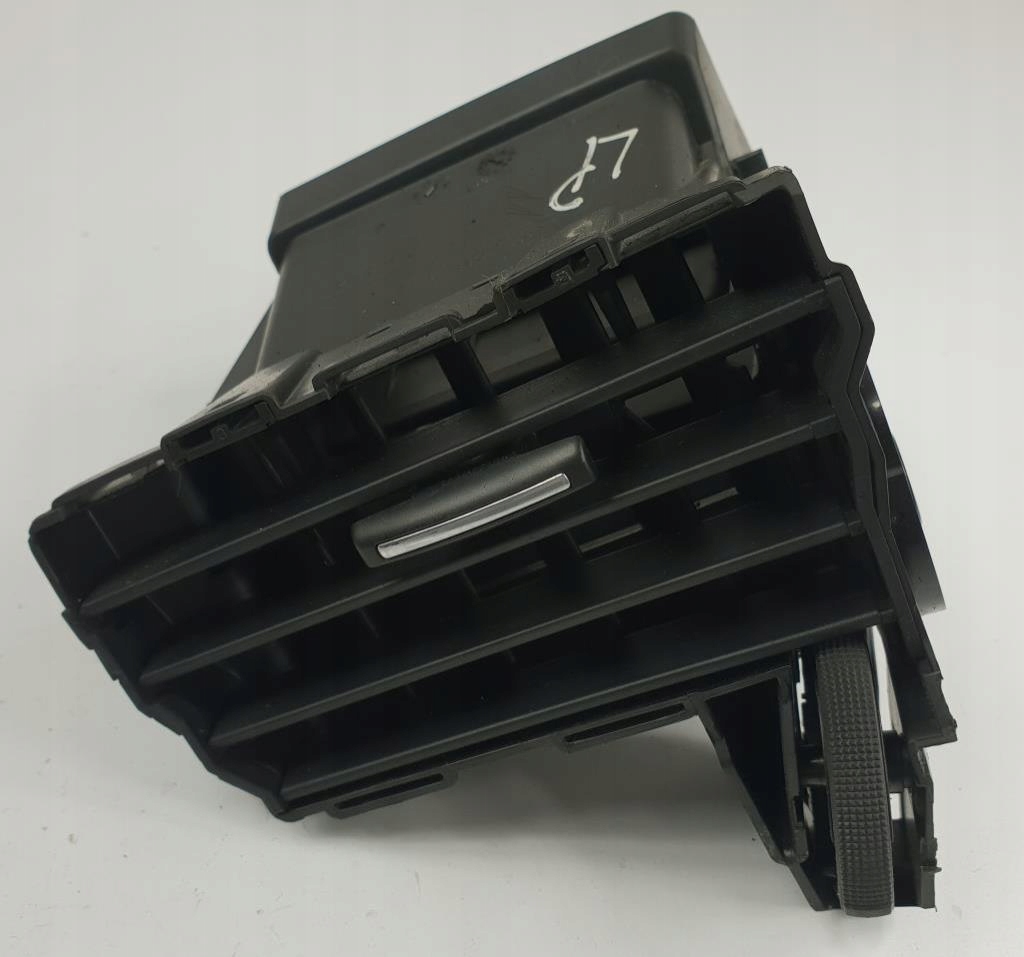 фото №1, Решётка обдув правая citroen c5 iii 9682425477