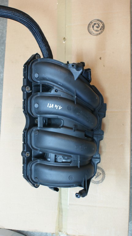 фото №1, Peugeot citroen 1.4 vti / колектор всмоктуючий