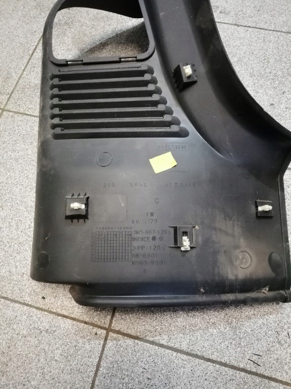 фото №4, Оббивка багажника права 1m5867430a toledo ii