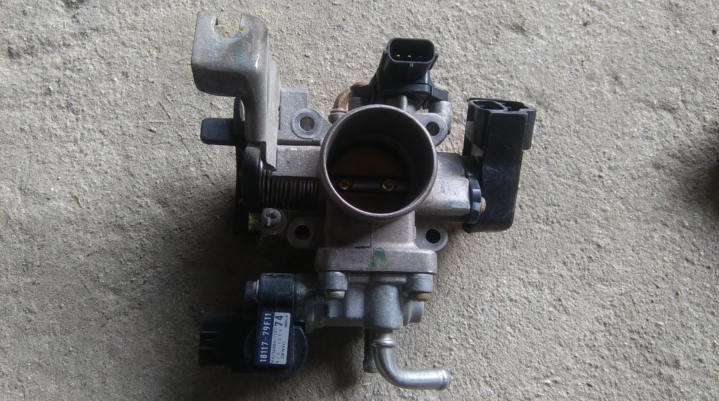 фото №1, Suzuki alto 1.0 b 02-08 дросельна заслінка