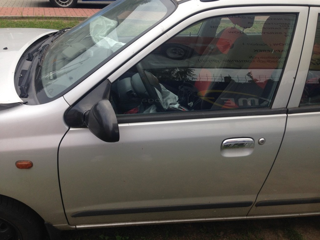 фото №1, Suzuki alto 5d дверь левая перед передние 2004