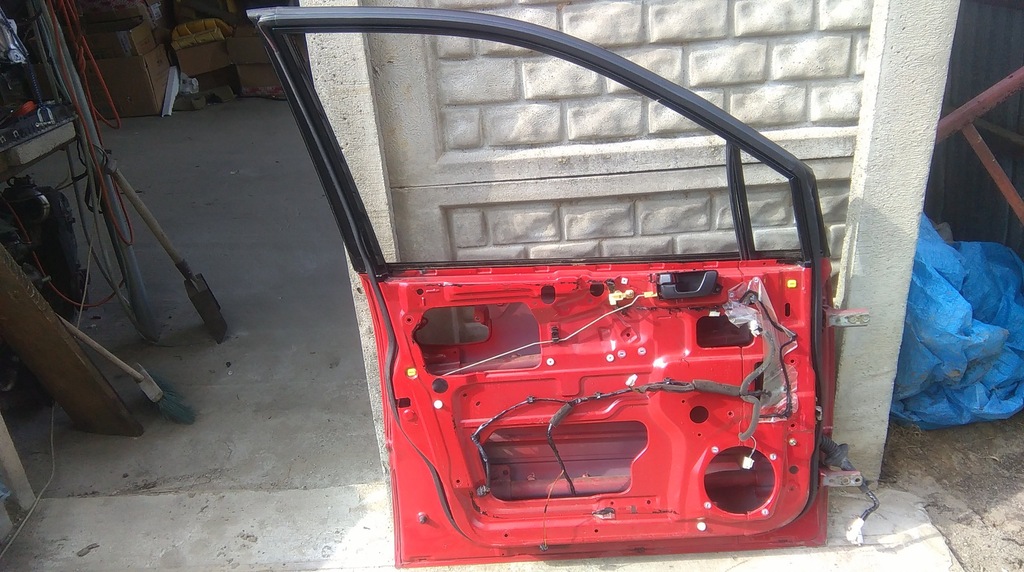 фото №2, Mitsubishi space runner 99-02 двері ліва передні