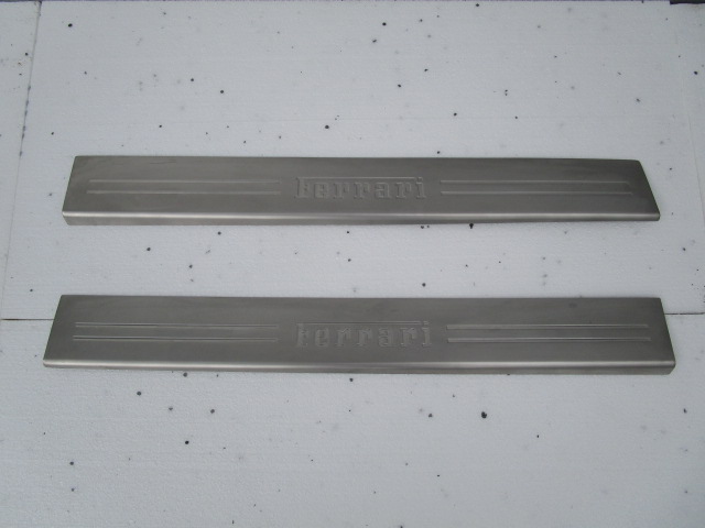 фото №1, Ferrari california накладка na поріг молдинг декоративна