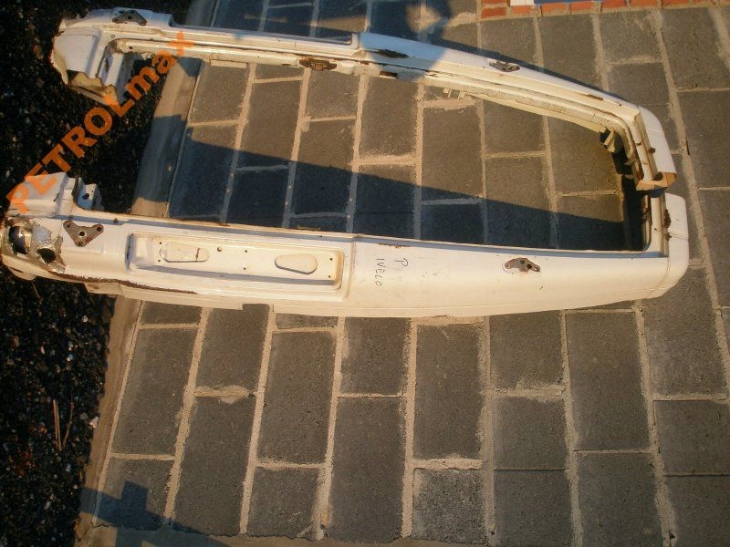 фото №3, Iveco daily 99-06 блок двигателя порог задняя