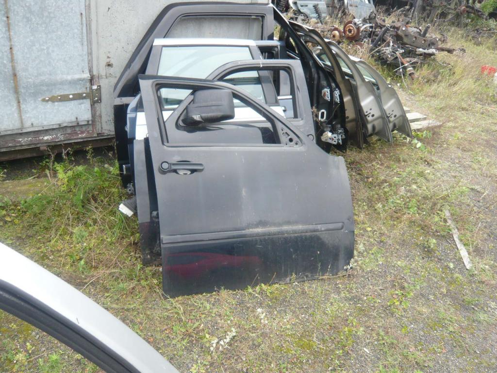 фото №1, Дверь правое перед dodge nitro чёрные