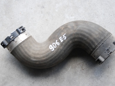 Патрубок труба інтеркулер mercedes sprinter 2.2 a651 в Україні