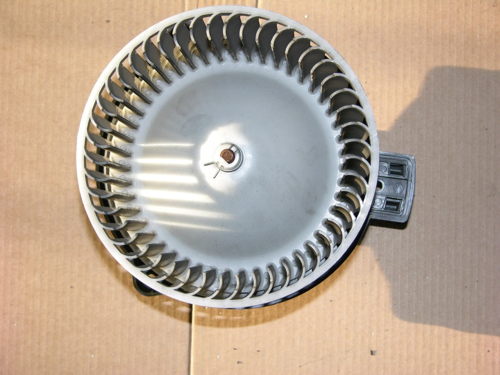 фото №4, M6 mazda 6 02-07 моторчик вентилятор обігрівача