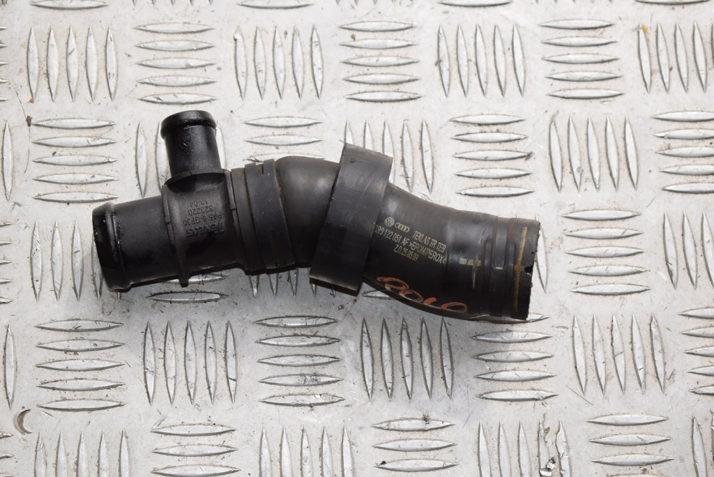 Купити Патрубок шланг води polo 6r0 6r0122051af