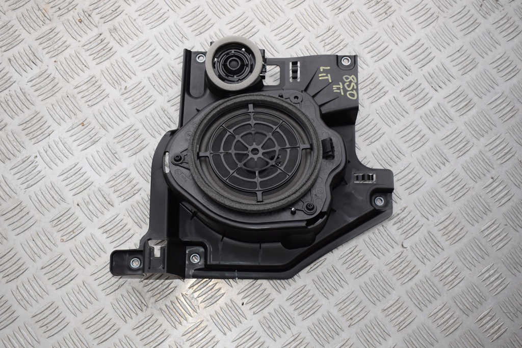 фото №1, Динамик кронштейн левый задняя audi tt 8s 8s0