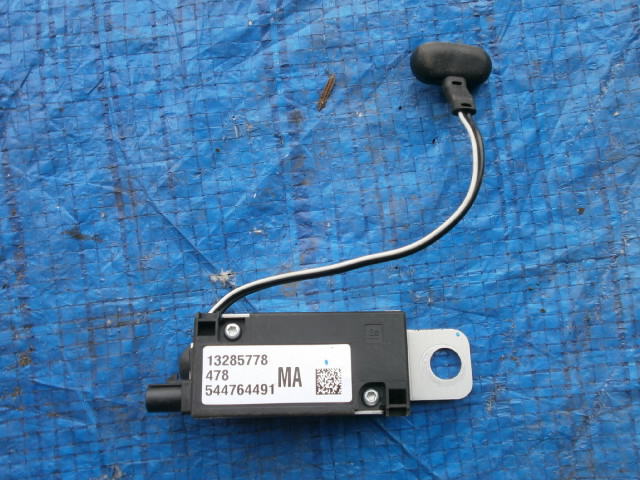 фото №1, Opel-części | insignia a підсилювач антени 13285778 ma