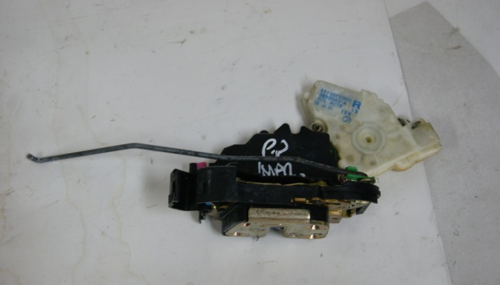 фото №1, Subaru impreza gd 01-05 замок правий перед передній