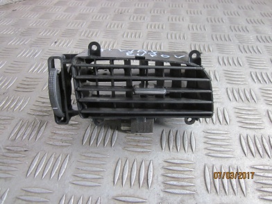 фото №8, Решітка обдув права iveco stralis 2013r