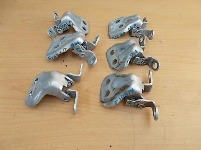 фото №1, Петля петлі двері ford fiesta mk6 tlko задня