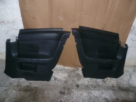 фото №1, Обшивки дверь задняя кожа volvo c30 lift r2011 eu