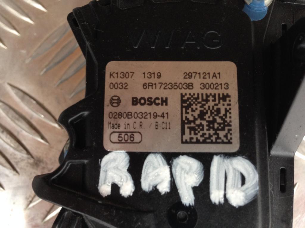 фото №2, Vw polo skoda rapid педаль газа