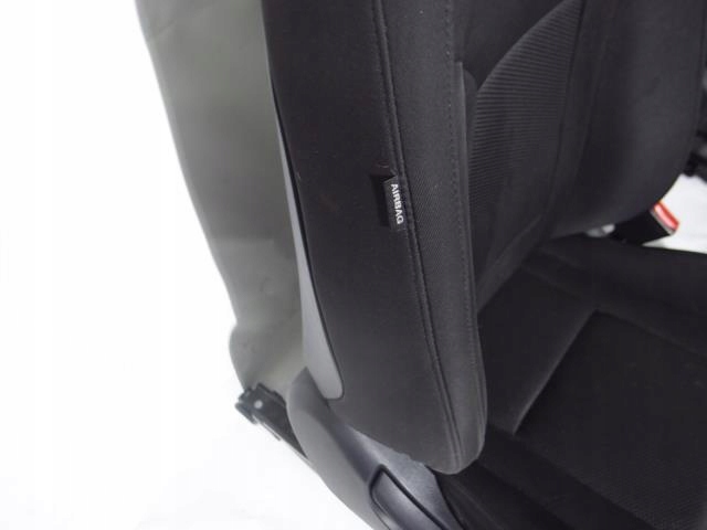 фото №14, Сиденья заднее сиденье комплект hyundai i40 1.7crdi kombi