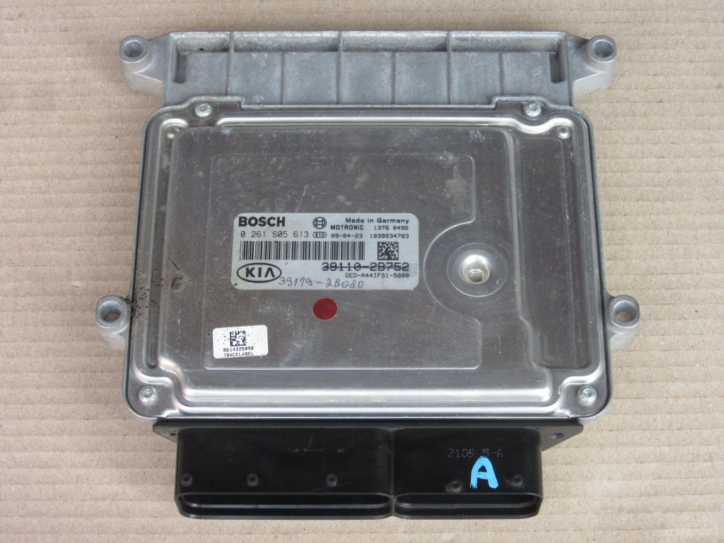 фото №1, Kia ceed бортовой компьютер двигателя 0261s05613