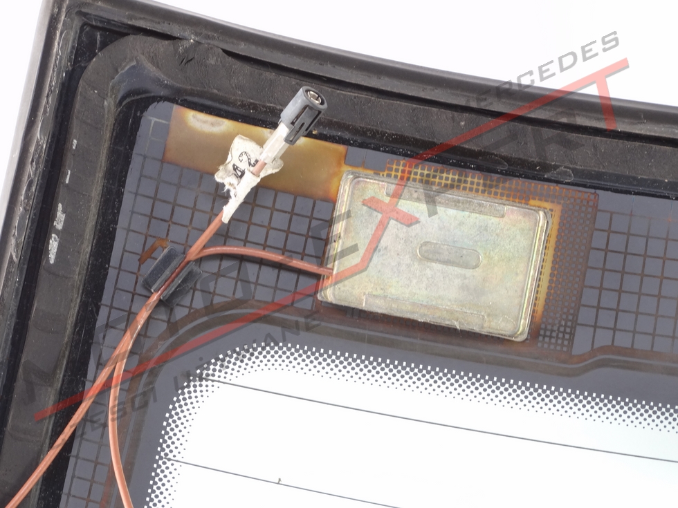 фото №7, Mercedes w203 sedan скло задня задня зелений