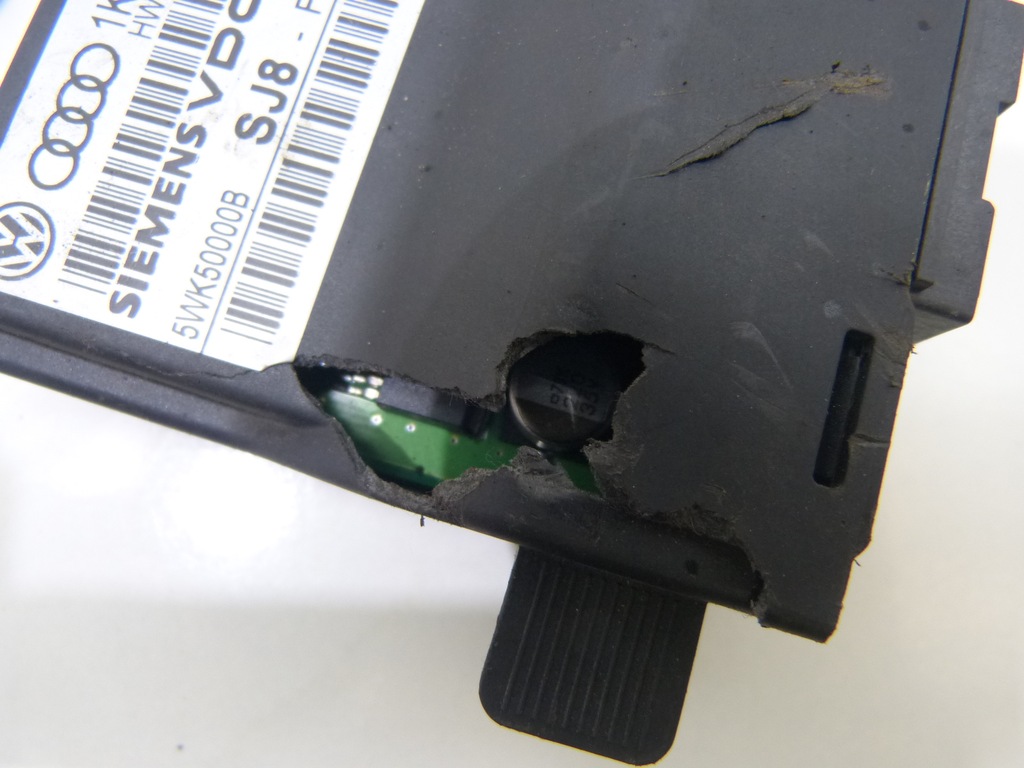 фото №9, Бортовой компьютер 03g906021pm vw golf v 1,9tdi 1k0920874b