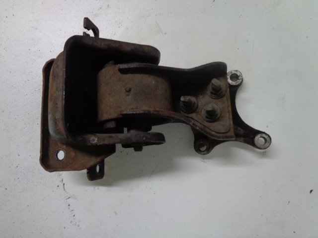 фото №1, ! kia carnival 02-06 r 2.5 v6 кронштейн подушка ліва