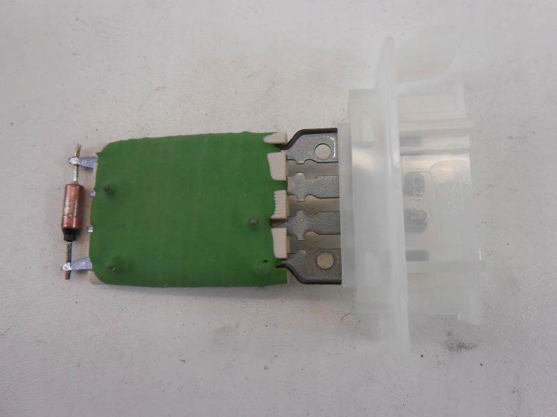 фото №1, Logan i резистор резистор вентилятора обдув