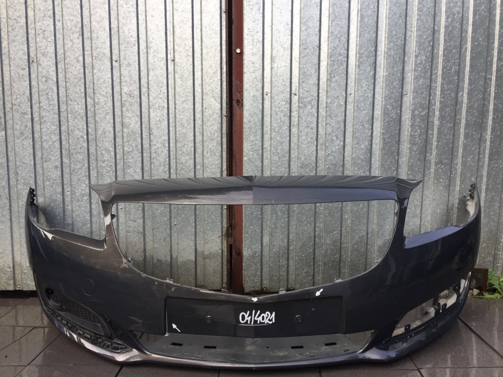 Купити Opel insignia бампер перед без  отворів рестайлінг  13-17