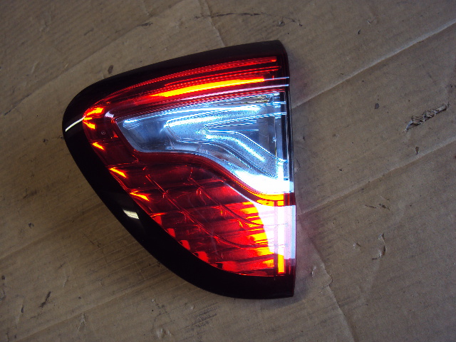 фото №1, Лампа задняя правая w крышка renault captur
